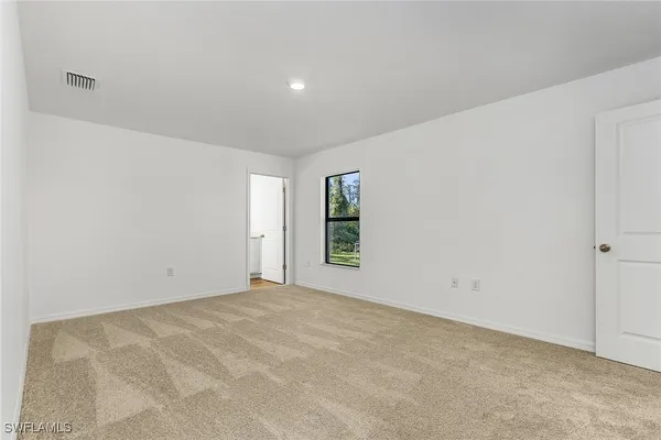 $424,900 | 812 General D MacArthur Avenue, LaBelle, FL 33935