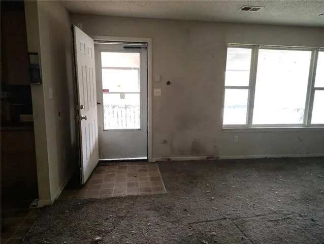 $125,000 | 1909 South Ellison Way, Independence, MO 64050