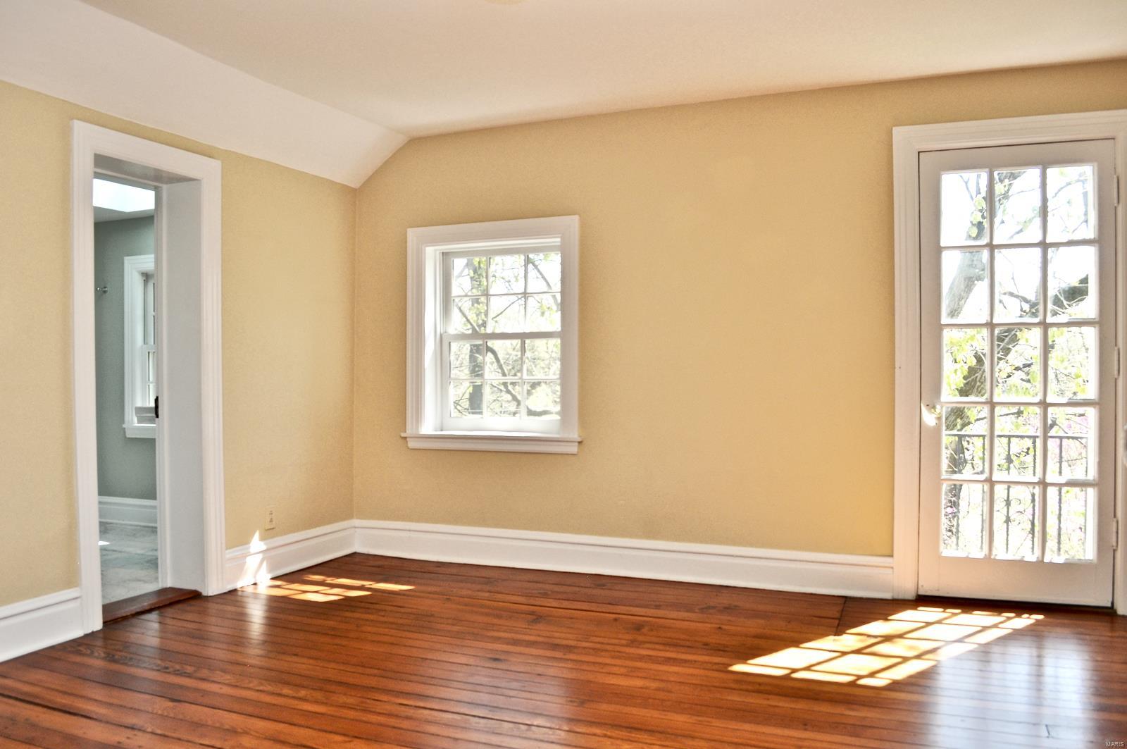 9743 Litzsinger Road Ladue, MO 63124 - Photo 22 of 45 Gallery Image 22