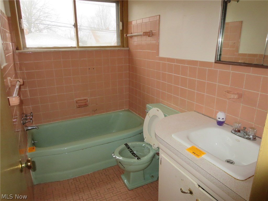9716 David Road Garfield Heights, OH 44125 - Photo 11 of 23