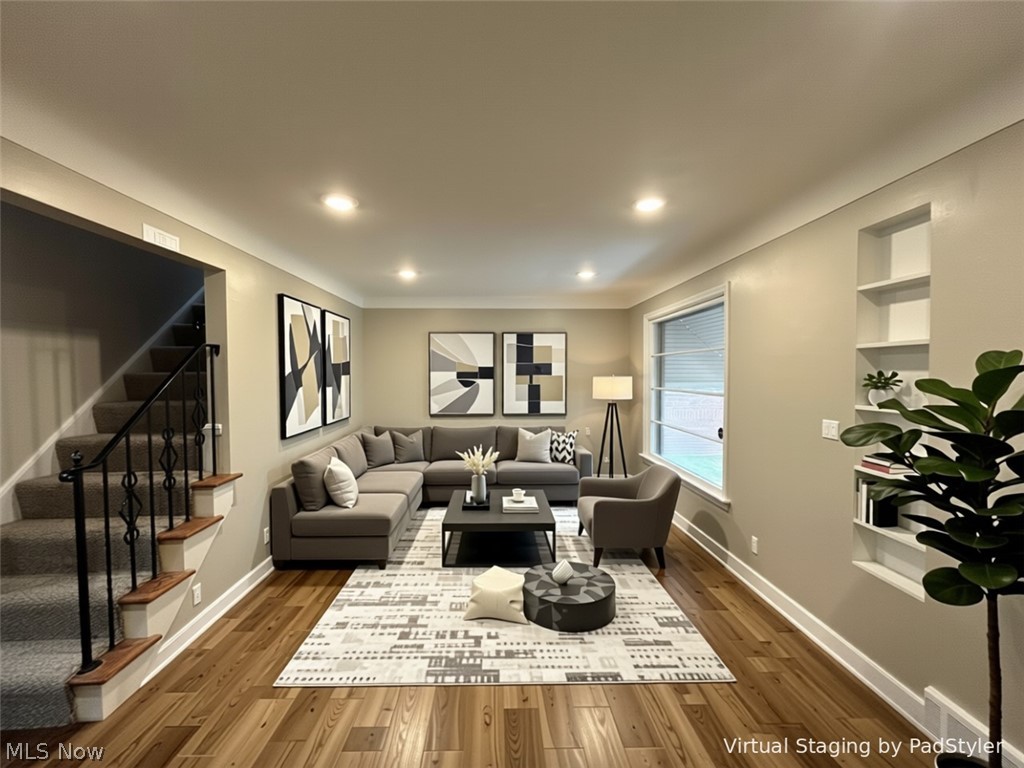 13099 Cedar Road Cleveland Heights, OH 44118 - Photo 11 of 35 Gallery Image 11
