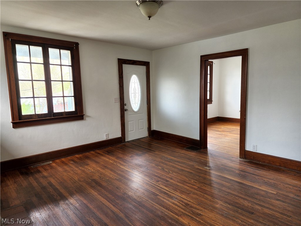 43 East Athens Road Roseville, OH 43777 - Photo 6 of 18 Gallery Image 6