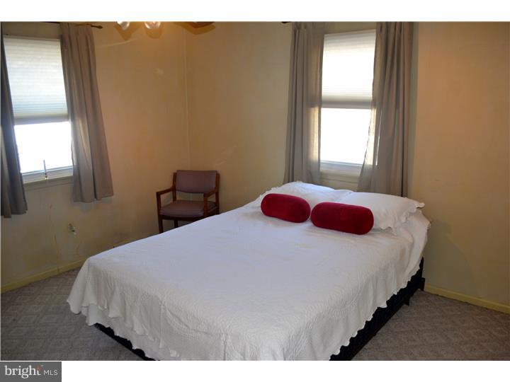 807 Broadcasting Road Wyomissing, PA 19610 - Photo 17 of 25 Bedroom