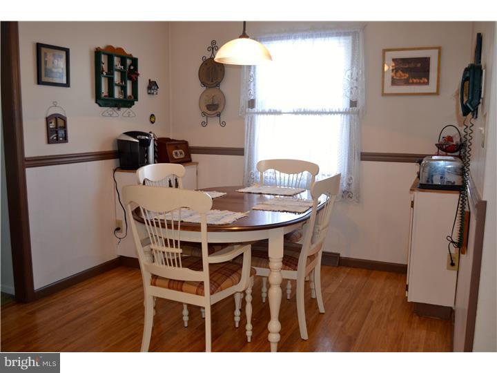 807 Broadcasting Road Wyomissing, PA 19610 - Photo 10 of 25 Kitchen
