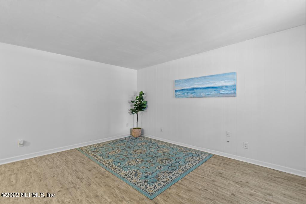 1852 Leon Road Jacksonville, FL 32246 - Photo 8 of 31 Living Room