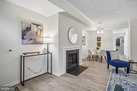 $380,000 | 1953 Calvert Street Northwest, Unit 1953 5, Washington, DC 20009
