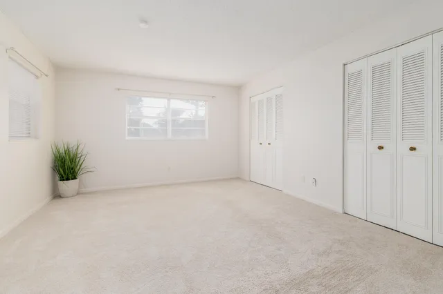 $1,725 | 2950 Southeast Ocean Boulevard, Unit 24, Stuart, FL 34996