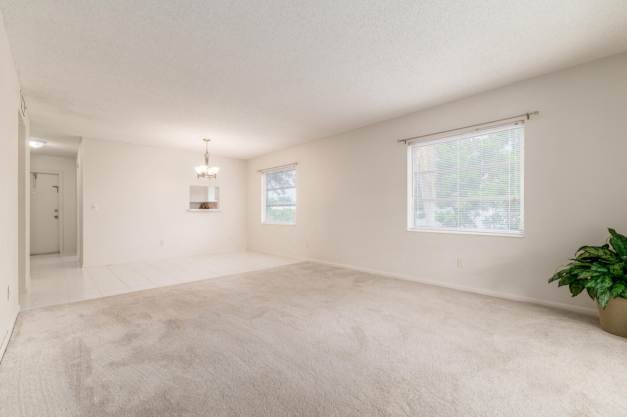 2950 Southeast Ocean Boulevard, Unit 24 Stuart, FL 34996 - Photo 10 of 21 Living Room