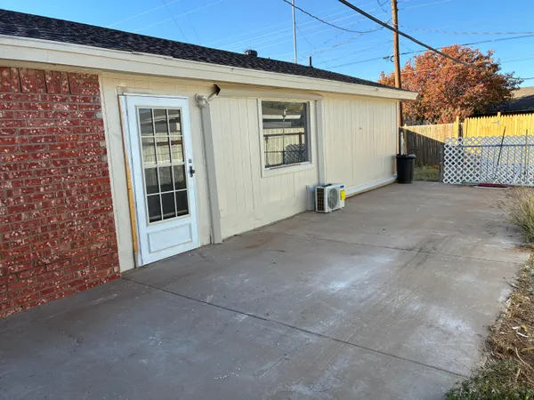 a view of a house with a garage