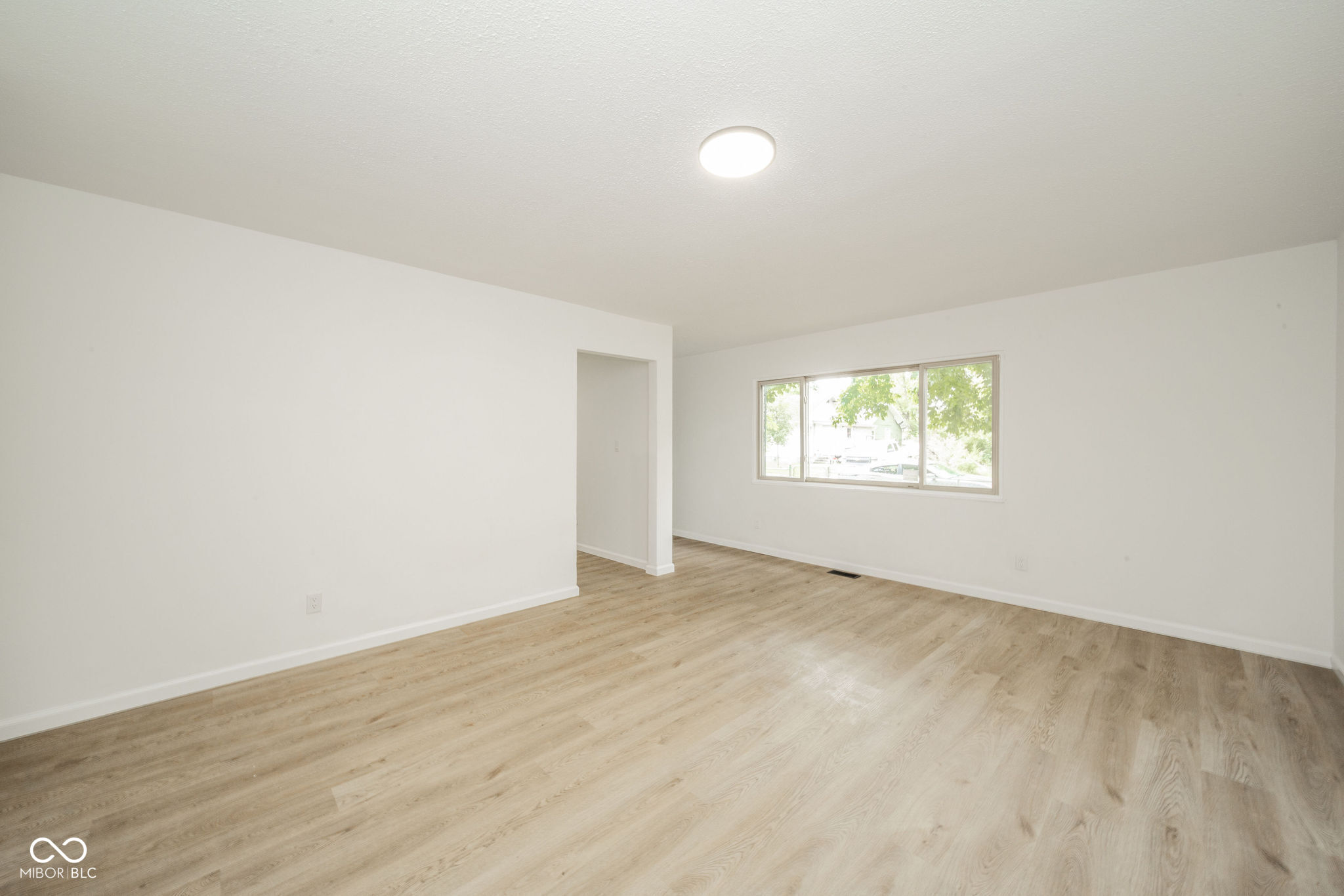 3320 East 26th Street Indianapolis, IN 46218 - Photo 7 of 29