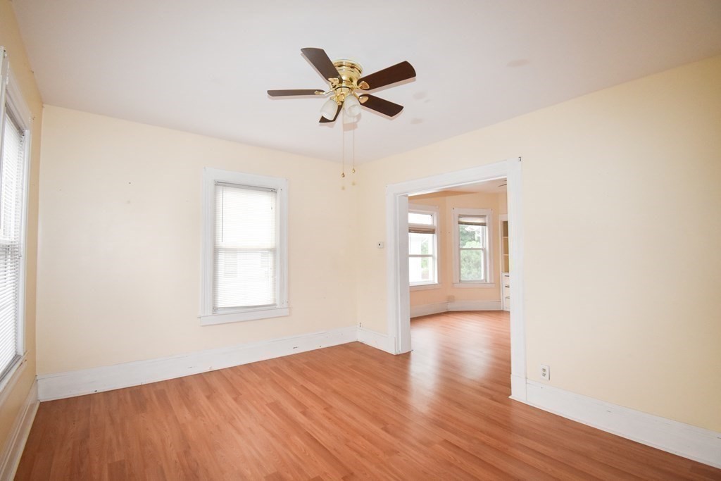 20 Lexington Street Springfield, MA 01107 - Photo 16 of 36 Gallery Image 16
