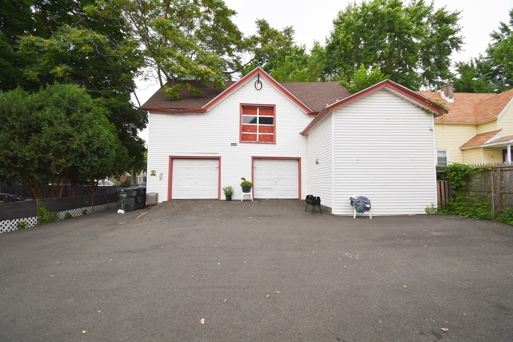 20 Lexington Street Springfield, MA 01107 - Photo 3 of 36 Gallery Image 3