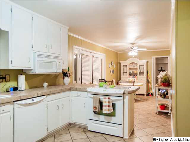 2325 Queensview Road Birmingham, AL 35226 - Photo 3 of 19