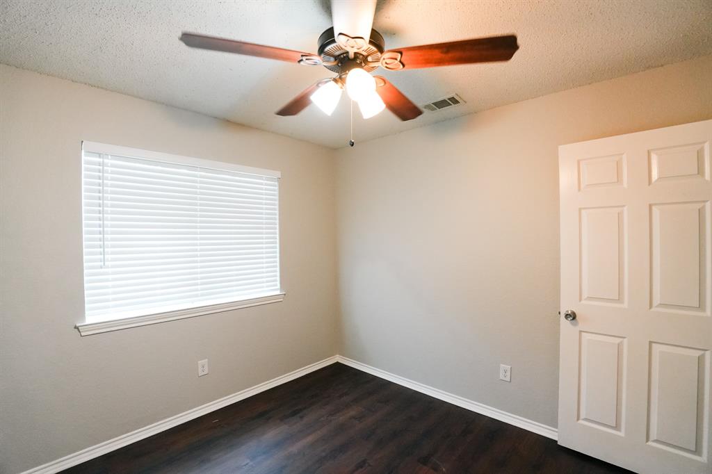 6310 Jessica Way Rowlett, TX 75088 - Photo 15 of 32