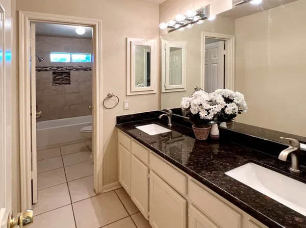 $2,800 | 16907 Ascot Meadow Drive, Sugar Land, TX 77479