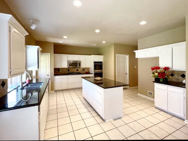 $2,800 | 16907 Ascot Meadow Drive, Sugar Land, TX 77479