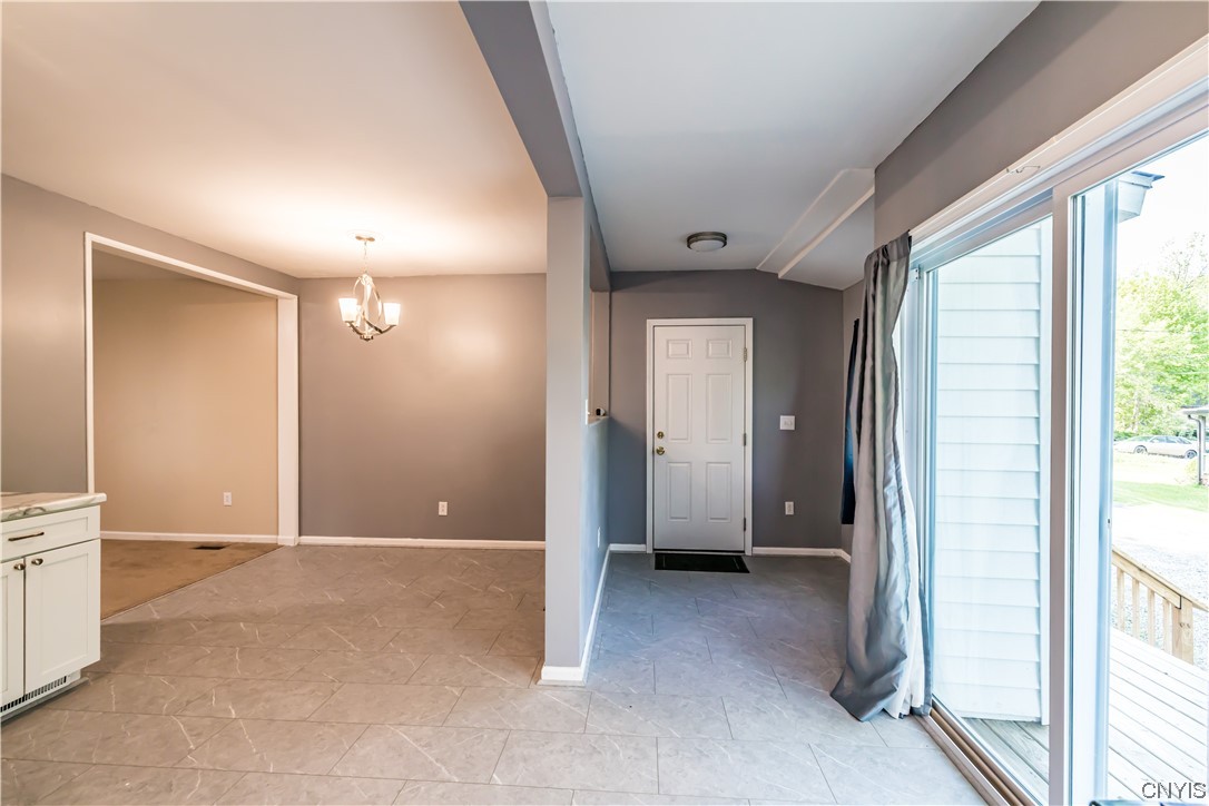 322 Rockwell Road Onondaga, NY 13120 - Photo 11 of 26