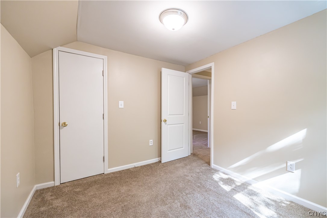 322 Rockwell Road Onondaga, NY 13120 - Photo 18 of 26