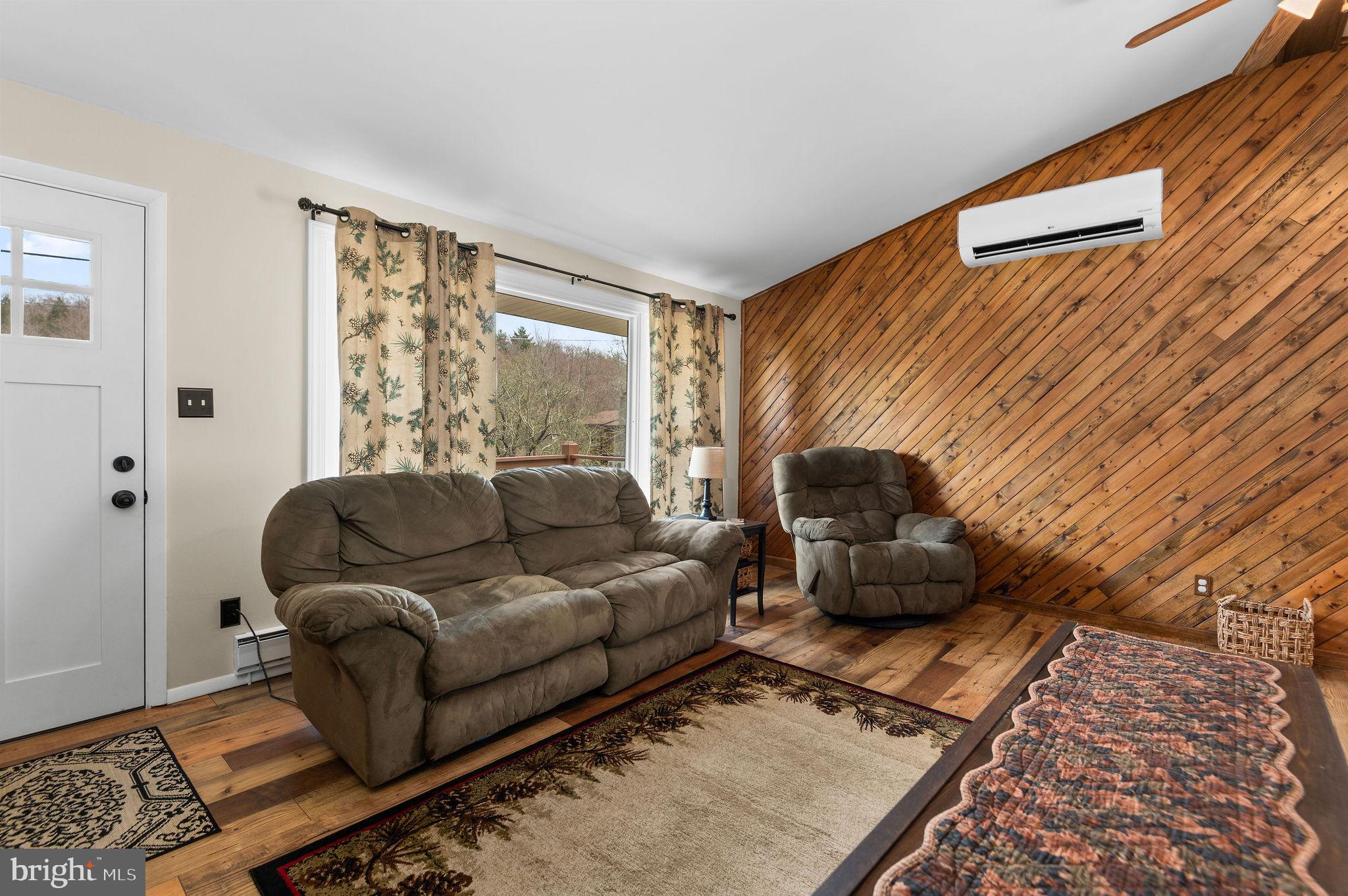 133 Wynooska Road Greentown, PA 18426 - Photo 9 of 39