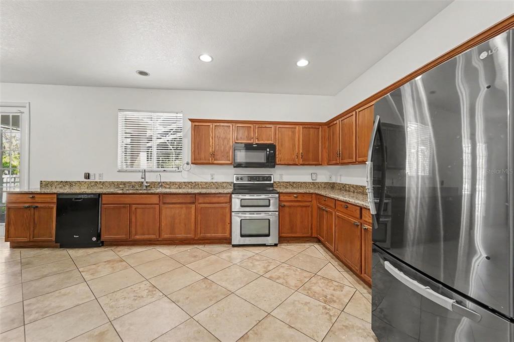 2436 Spring Hollow Loop Wesley Chapel, FL 33544 - Photo 13 of 28