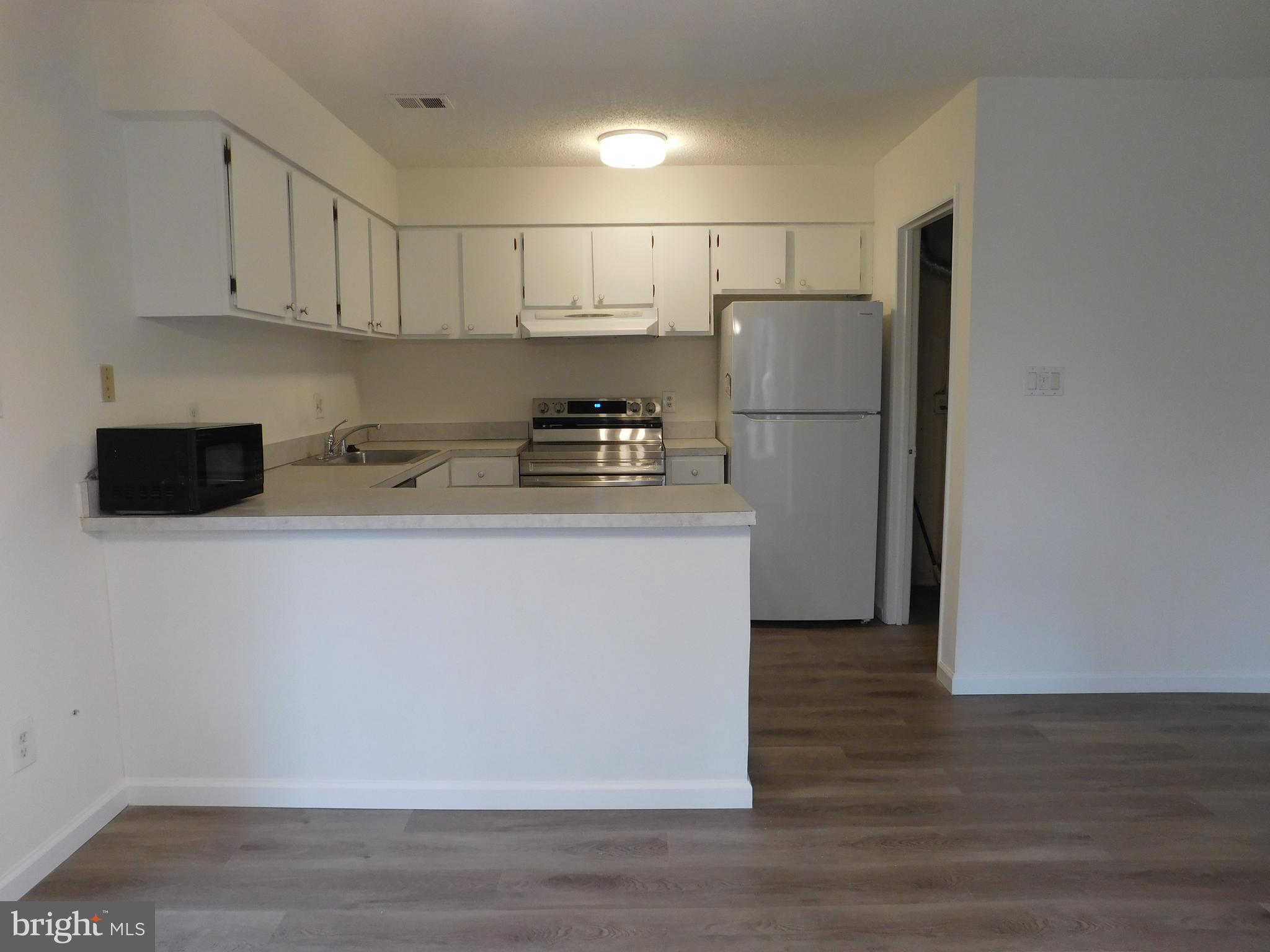 2130 Cartwright Place Reston, VA 20191 - Photo 9 of 25