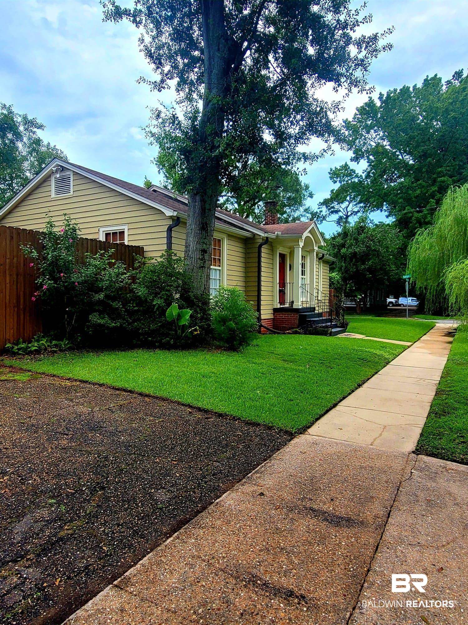 2005 Emogene Street Mobile, AL 36606 - Photo 27 of 32