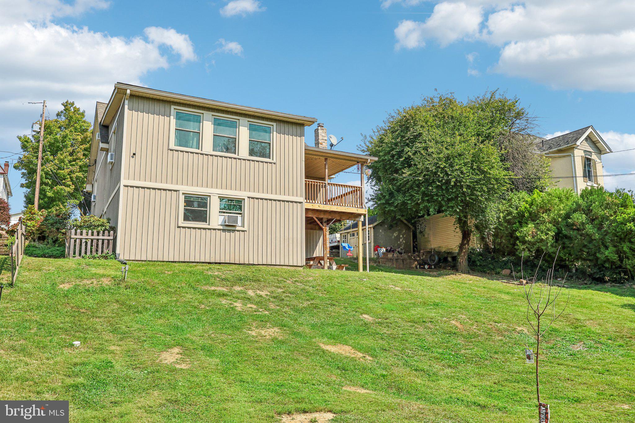 214 South Front Street Catasauqua, PA 18032 - Photo 38 of 39