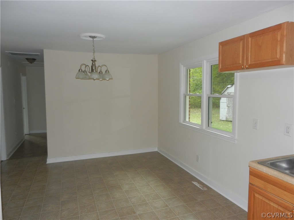14112 Arwood Road Disputanta, VA 23842 - Photo 5 of 13 Gallery Image 5