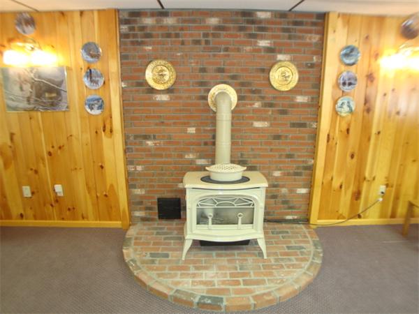 21 Spring Meadows South Hadley, MA 01075 - Photo 22 of 28 Gallery Image 22