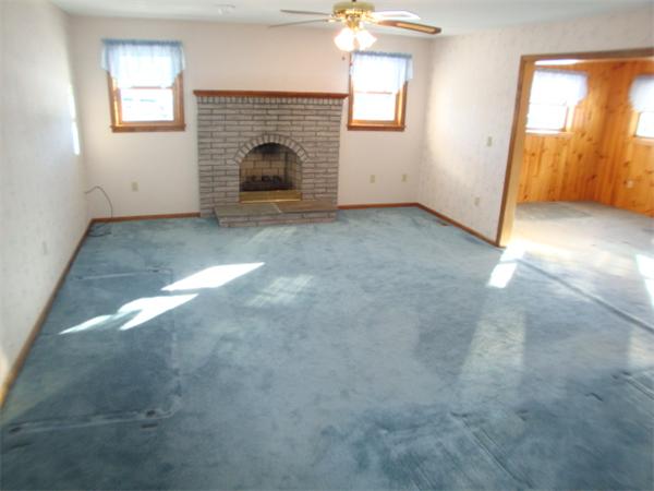 21 Spring Meadows South Hadley, MA 01075 - Photo 8 of 28 Gallery Image 8