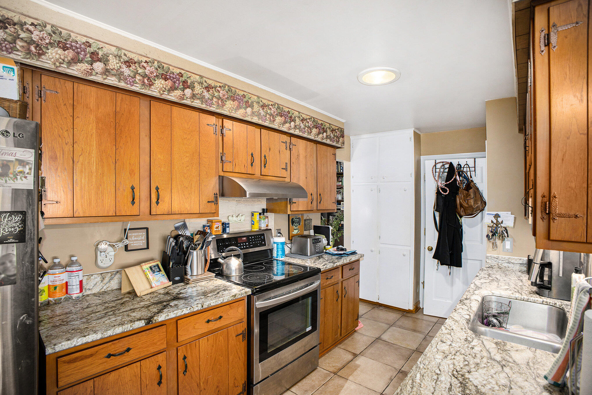 2283 Hulett Road Okemos, MI 48864 - Photo 10 of 27 2283 Hulett Rd