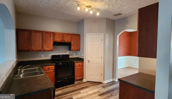 $1,700 | 4128 Flat Trail, Union City, GA 30291