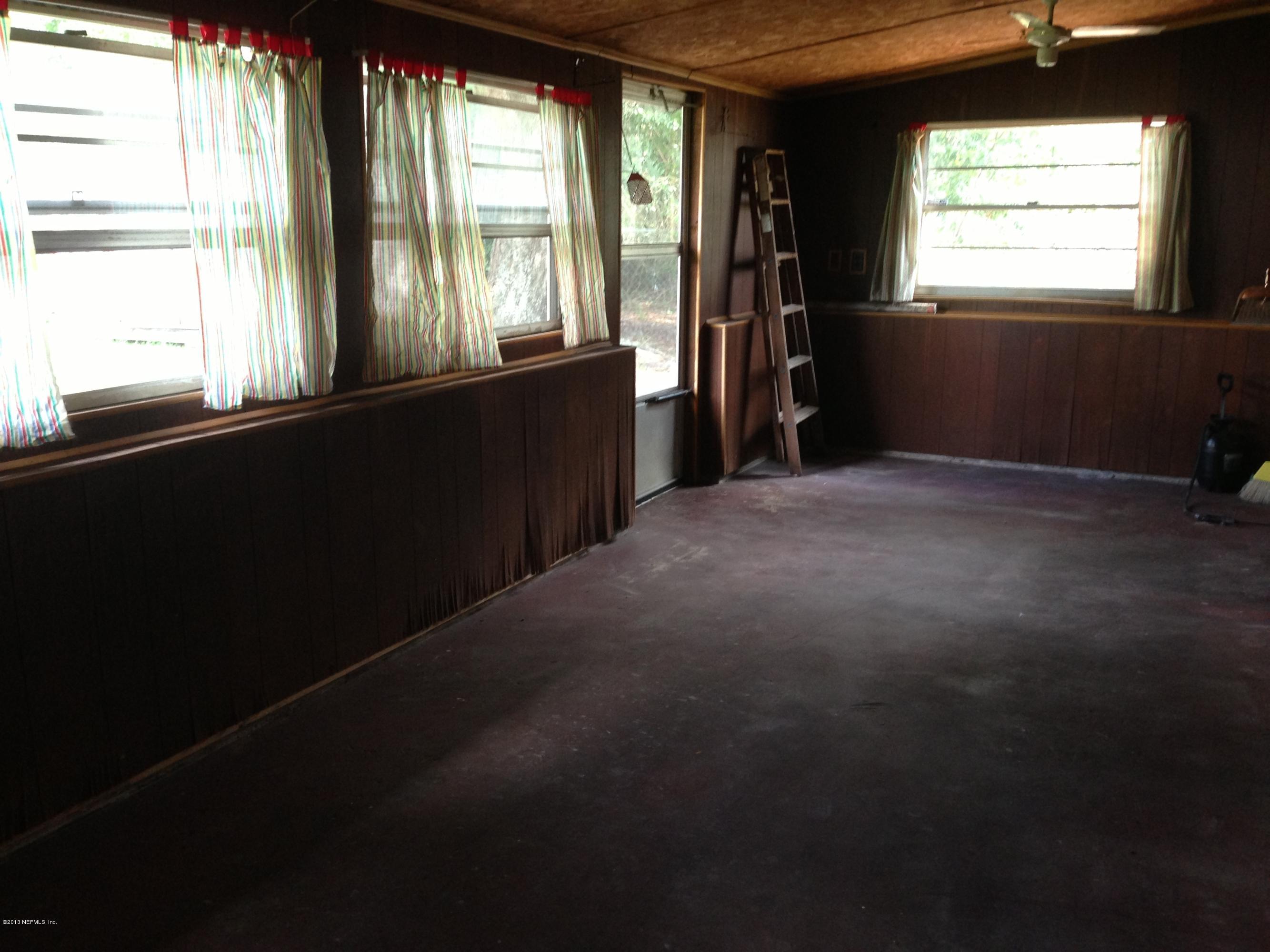 7861 Austin Road Jacksonville, FL 32244 - Photo 12 of 16 Large Enclosed Porch
