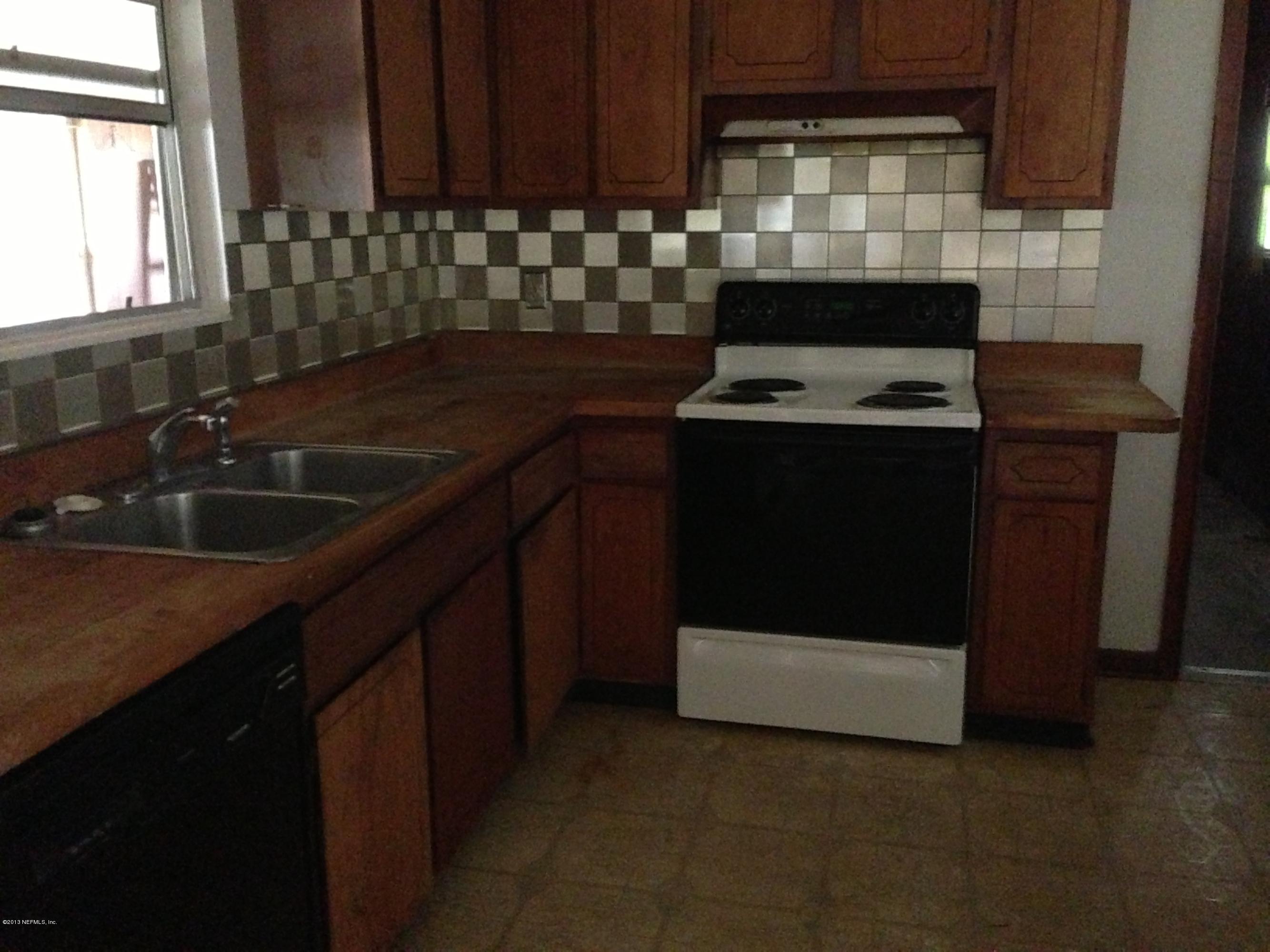 7861 Austin Road Jacksonville, FL 32244 - Photo 3 of 16 Kitchen 2