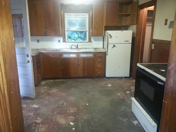 33 Stuart Street Gardner, MA 01440 - Photo 12 of 12 Gallery Image 12
