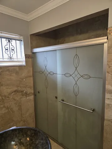 $1,700 | 6814 Della Street, Houston, TX 77093