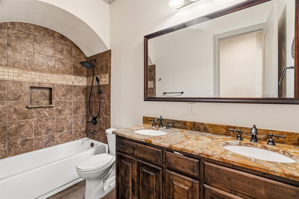 422 Rugged Drive Red Oak, TX 75154 - Photo 21 of 33 Gallery Image 21