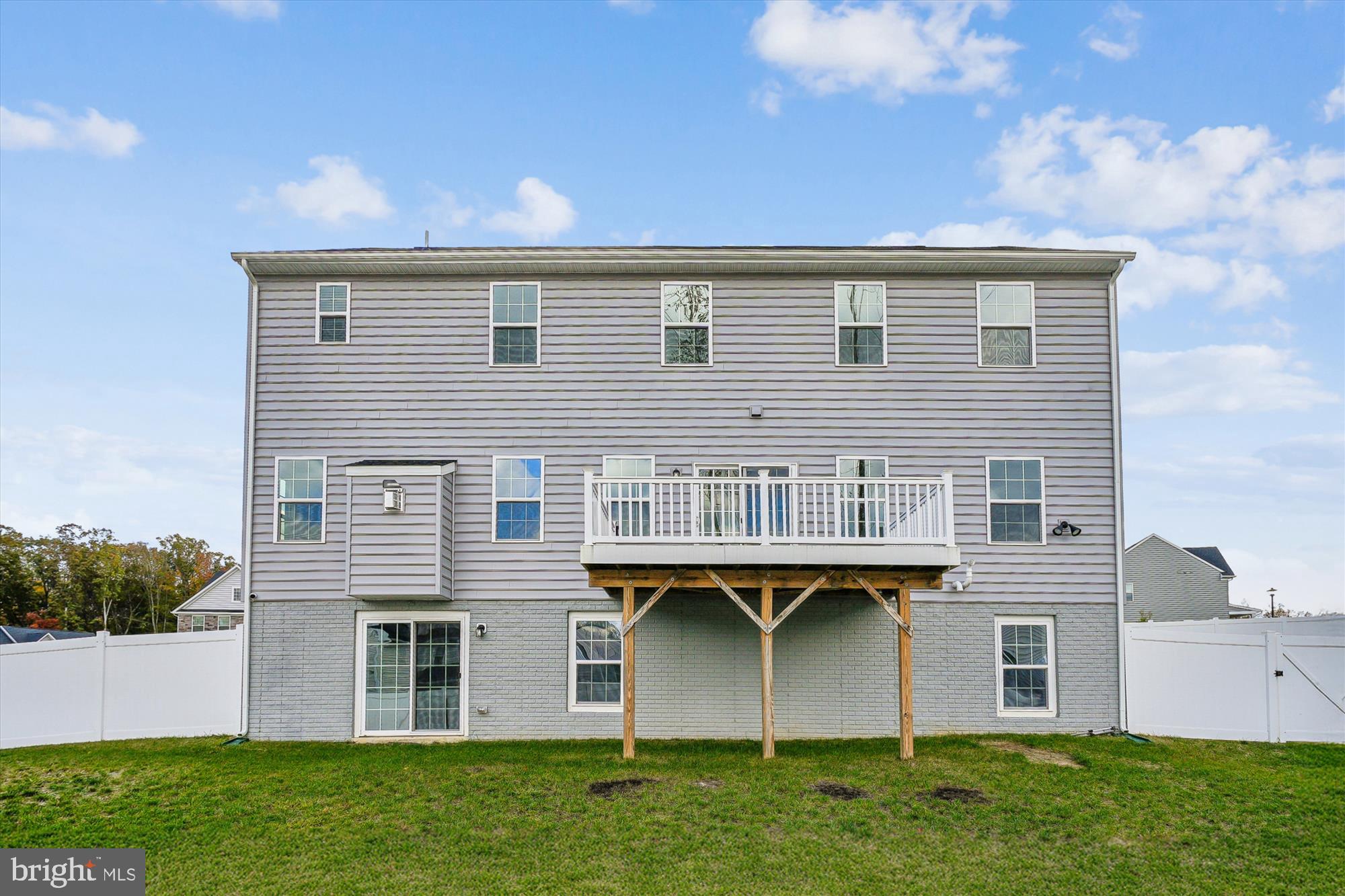 105 Driscoll Lane Stafford, VA 22554 - Photo 57 of 69 front view of house with a yard