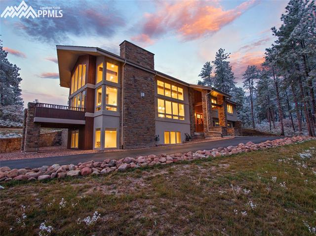 7977 Monarch Road Larkspur, CO 80118 - Photo 4 of 34 Gallery Image 4
