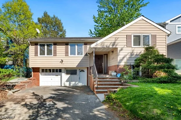 $795,000 | 1675 Broad Street, Bloomfield, NJ 07003