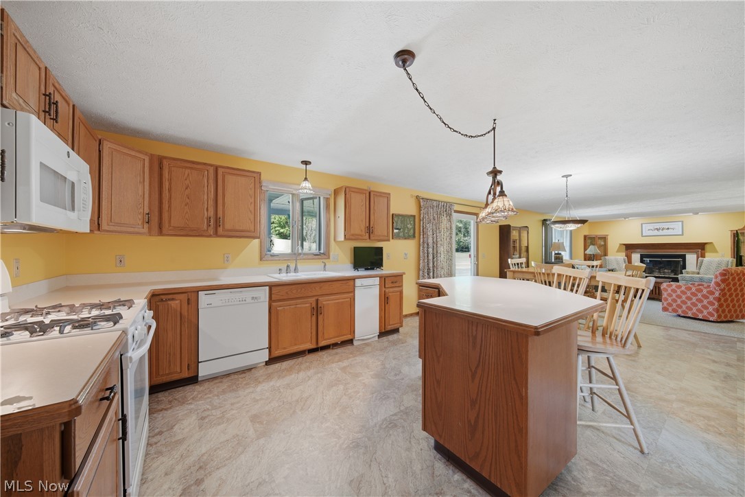 813 Walnut Ridge Street Northwest Bolivar, OH 44612 - Photo 10 of 47