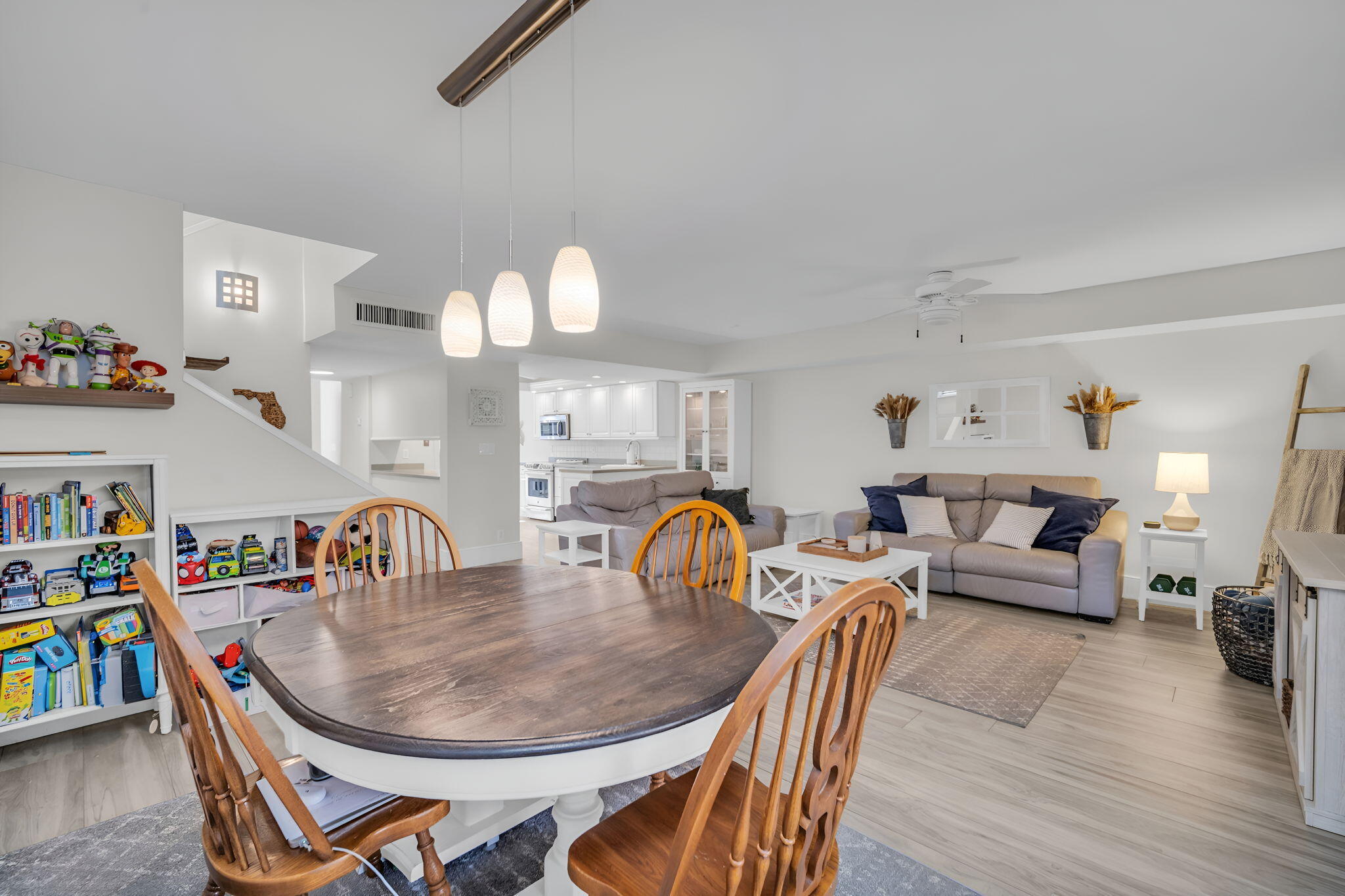 1330 Northwest 13th Street, Unit 6 Boca Raton, FL 33486 - Photo 11 of 34 15
