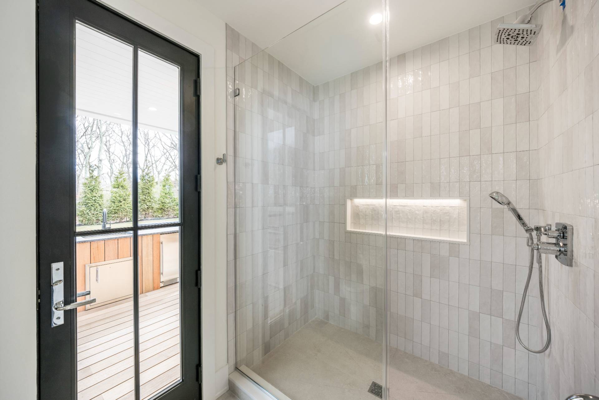 512 Edge Of Woods Road Water Mill, NY 11976 - Photo 13 of 31