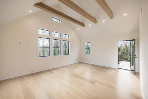 $6,995,000 | 512 Edge Of Woods Road, Water Mill, NY 11976