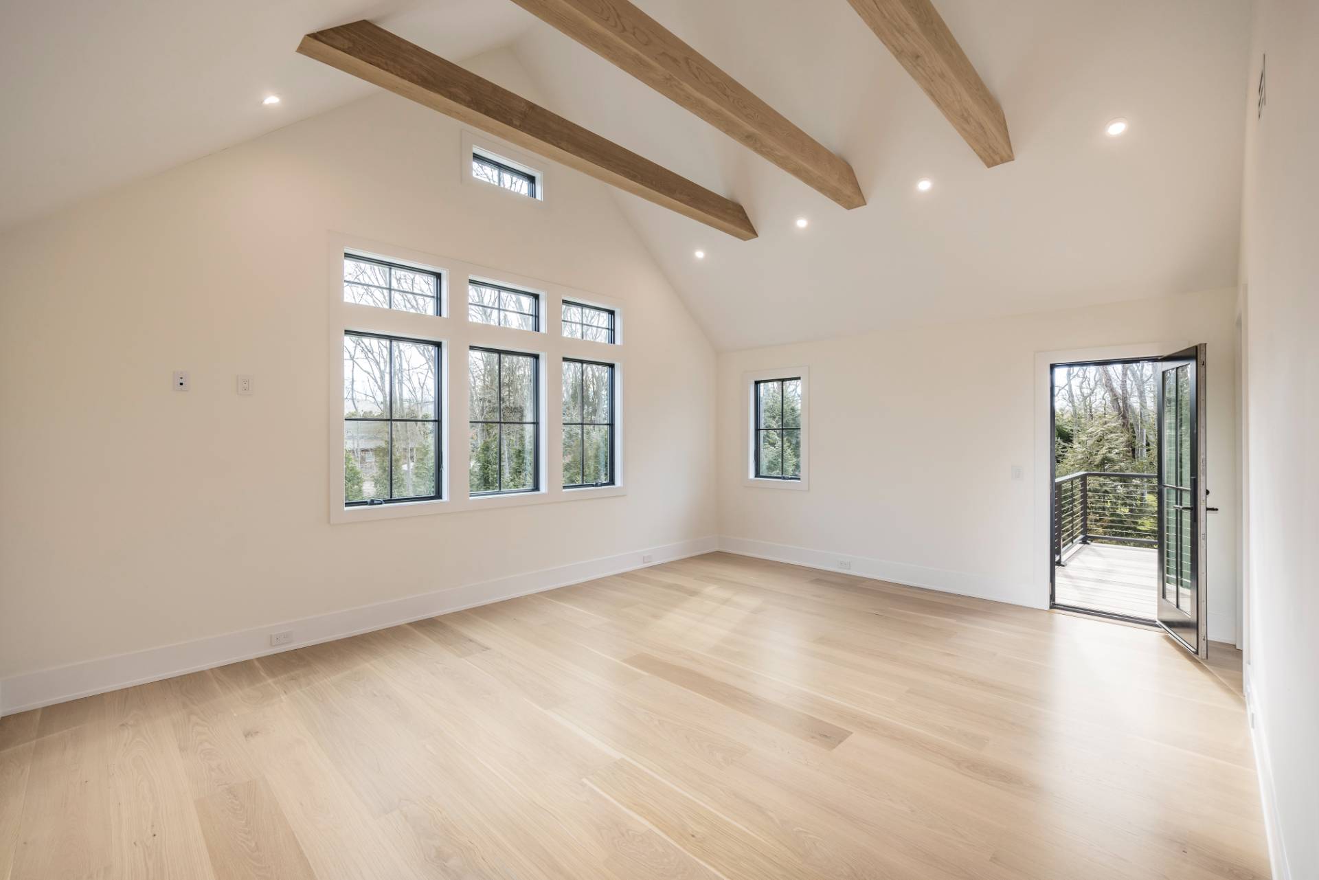 512 Edge Of Woods Road Water Mill, NY 11976 - Photo 18 of 31