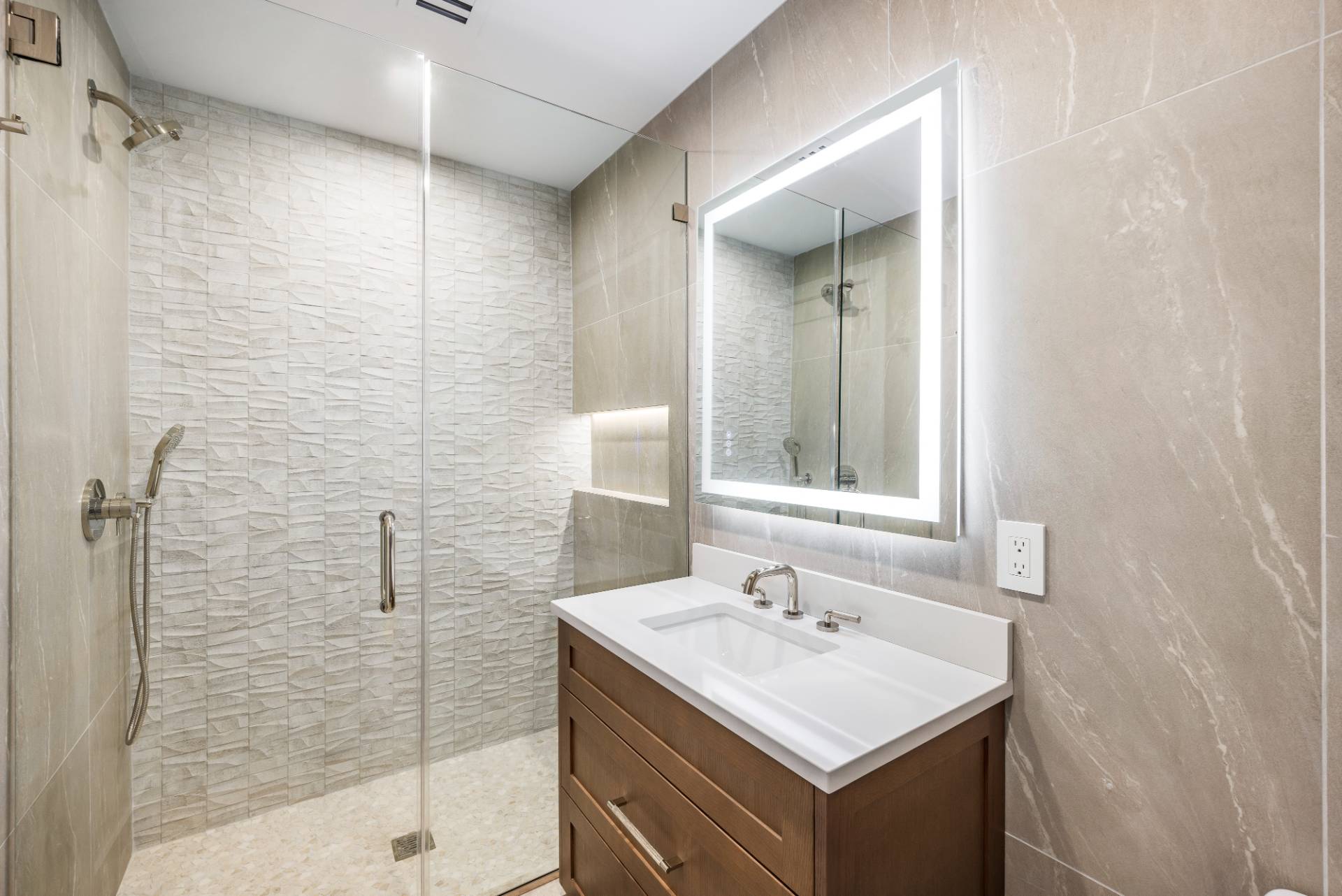 512 Edge Of Woods Road Water Mill, NY 11976 - Photo 21 of 31