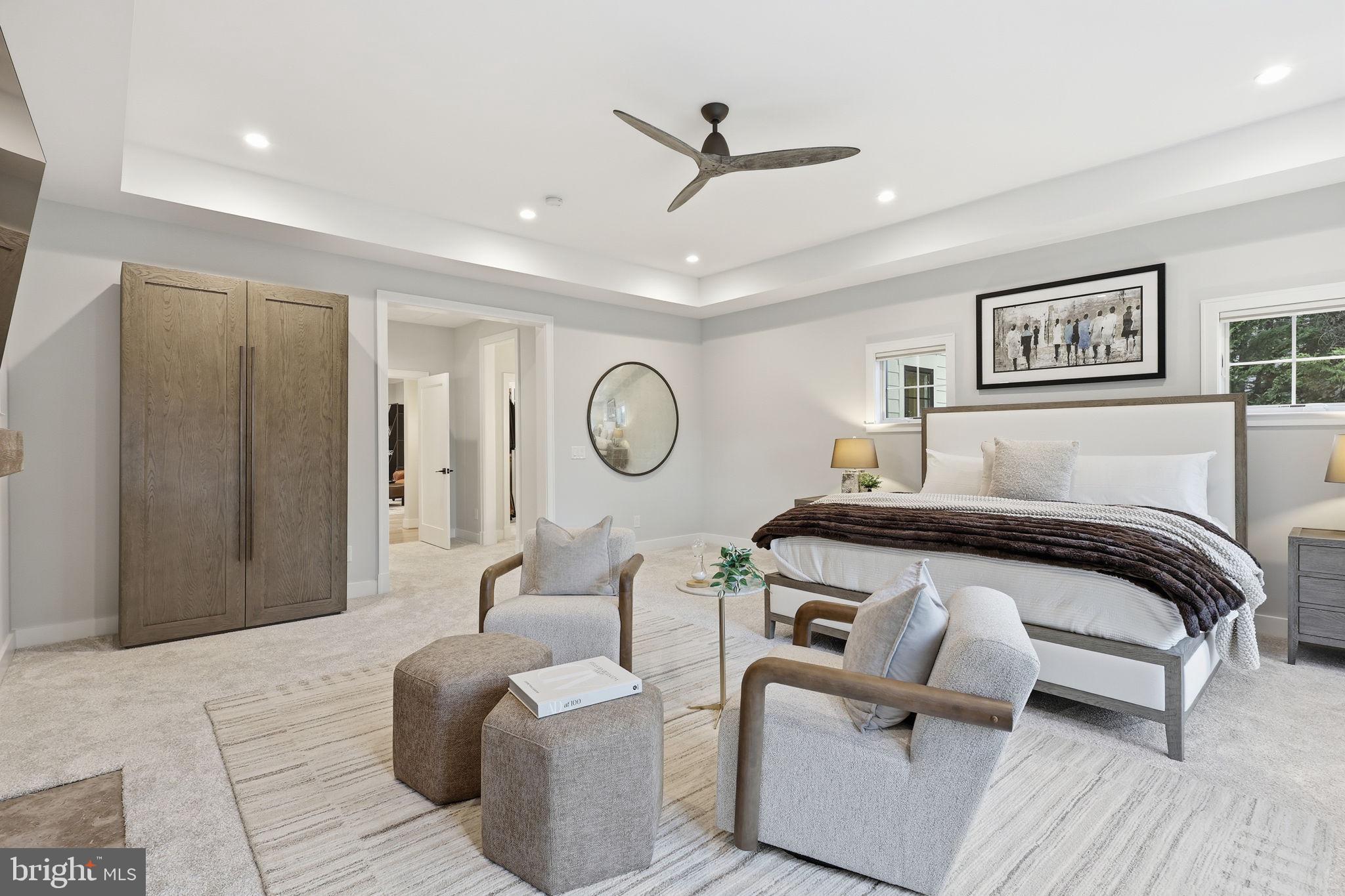 7000 Hector Road McLean, VA 22101 - Photo 20 of 50 a living room with furniture