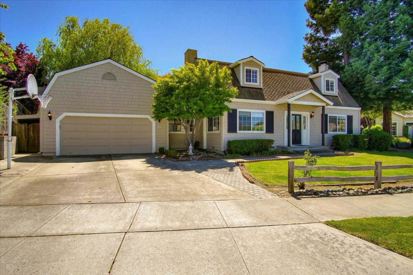 9095 Ridgeway Drive Gilroy, CA 95020 - Photo 8 of 38 Gallery Image 8