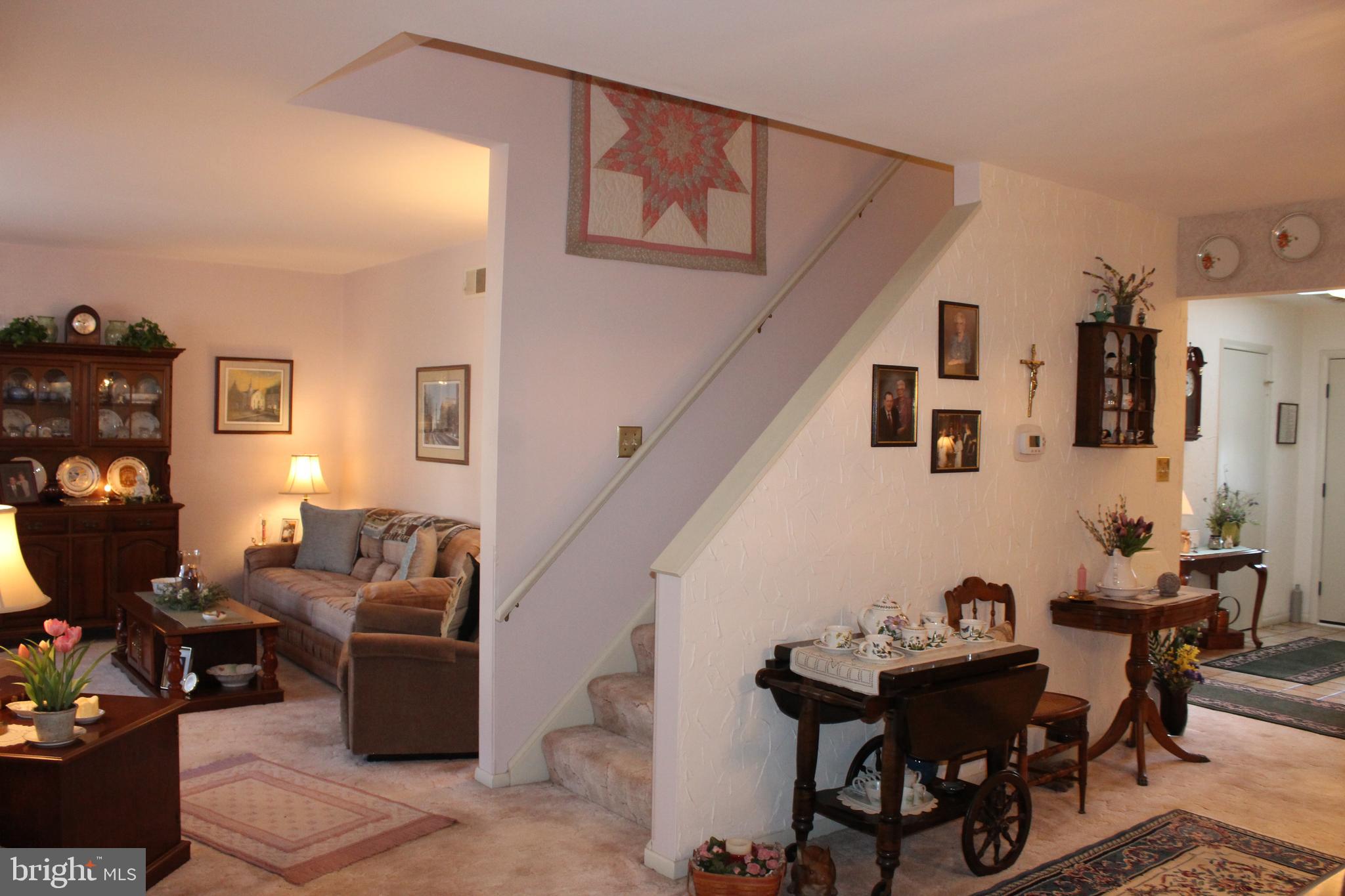 8 Branstock Court Lititz, PA 17543 - Photo 9 of 30 Open floor feel