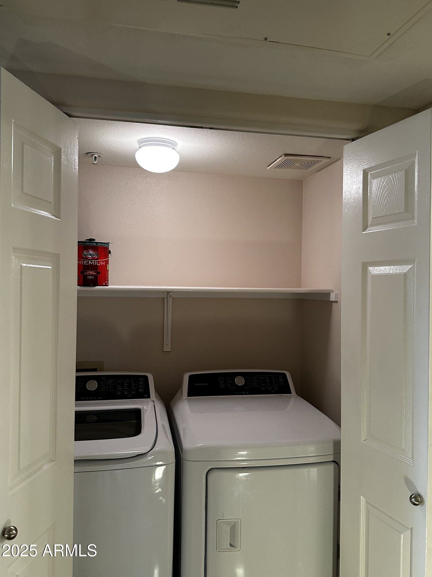 1295 North Ash Street, Unit 714 Gilbert, AZ 85233 - Photo 11 of 24 IMG_9937